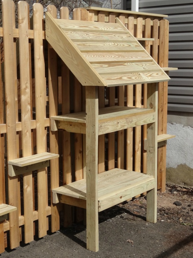 Prepare-for-Winter-and-Prep-Community-Cat-Shelters